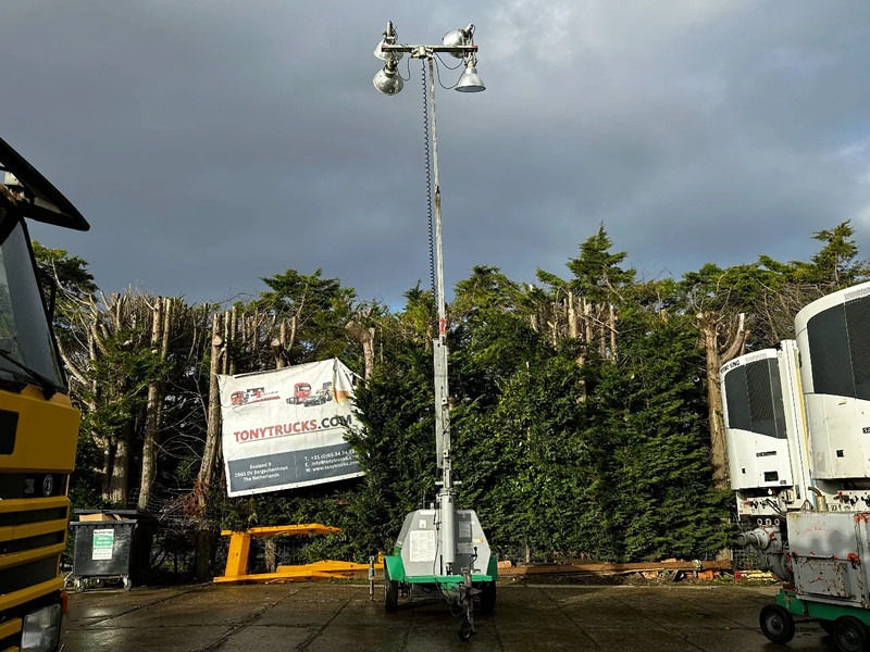 Terex AL4050 Towerlight 4X1000 Watt Lights - Осветительная мачта: фото 1 Terex AL4050 Towerlight 4X1000 Watt Lights - Осветительная мачта: фото 1