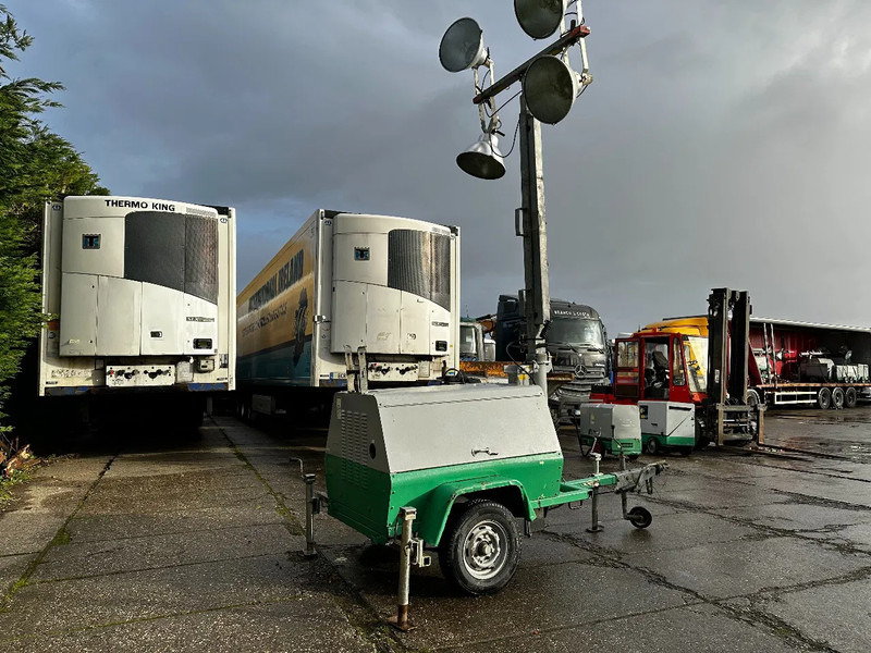 Terex AL4050 Towerlight 4X1000 Watt Lights - Осветительная мачта: фото 5 Terex AL4050 Towerlight 4X1000 Watt Lights - Осветительная мачта: фото 5