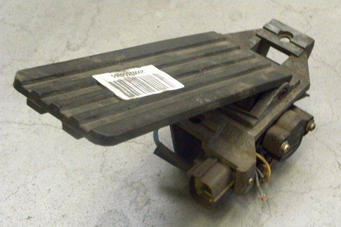 Accelerator For Still R60-30, R60-45 or 45 - Педаль для Погрузочно-разгрузочной техники: фото 1 Accelerator For Still R60-30, R60-45 or 45 - Педаль для Погрузочно-разгрузочной техники: фото 1