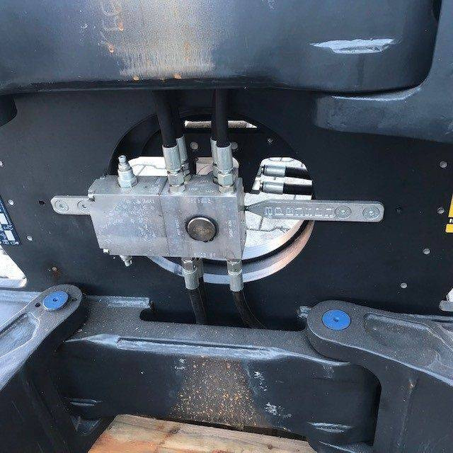 Cascade 360° Rotating Paper Roll Clamp - Захват: фото 5 Cascade 360° Rotating Paper Roll Clamp - Захват: фото 5