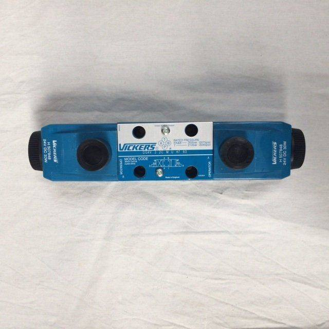 Direct. control valve for Caterpillar - Гидравлический клапан для Погрузочно-разгрузочной техники: фото 1 Direct. control valve for Caterpillar - Гидравлический клапан для Погрузочно-разгрузочной техники: фото 1