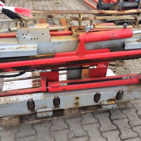 Dürwen Fork Clamp with separate sideshift - Захват для Погрузочно-разгрузочной техники: фото 5 Dürwen Fork Clamp with separate sideshift - Захват для Погрузочно-разгрузочной техники: фото 5