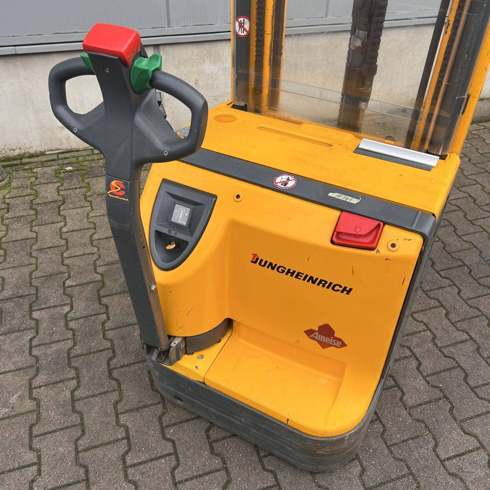 Jungheinrich EJC16G - Штабелер: фото 3 Jungheinrich EJC16G - Штабелер: фото 3