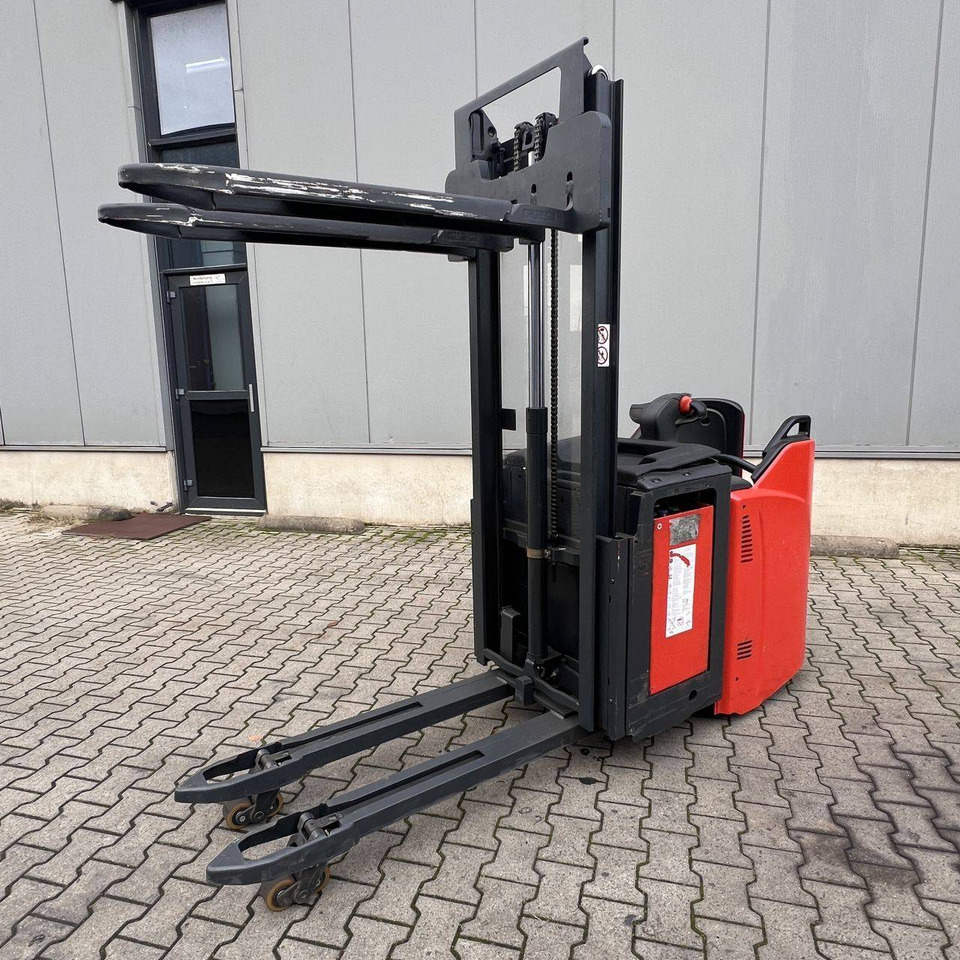 Linde D12SP (133) - Штабелер: фото 3 Linde D12SP (133) - Штабелер: фото 3
