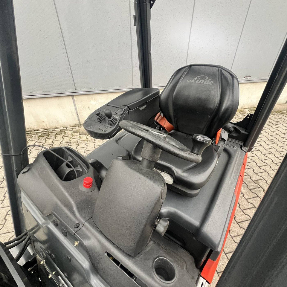 Linde E15 (386-02) EVO - Электропогрузчик: фото 3 Linde E15 (386-02) EVO - Электропогрузчик: фото 3