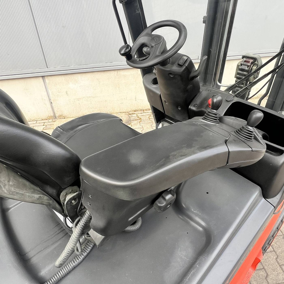 Linde E16PH (386-02) EVO - Электропогрузчик: фото 5 Linde E16PH (386-02) EVO - Электропогрузчик: фото 5