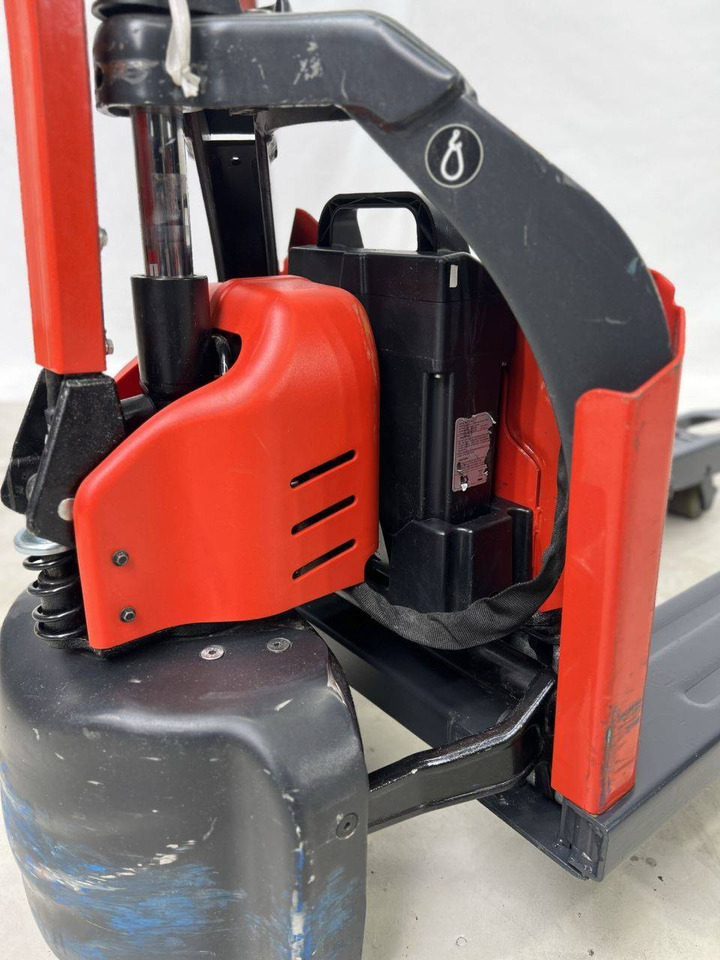 Linde MT12 (1131) - Тележка: фото 5 Linde MT12 (1131) - Тележка: фото 5