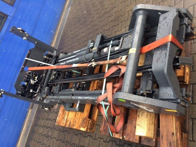 Triplex Mast 4.890 mm for Linde Reachtruck BR 1120 - Навесное оборудование для Погрузочно-разгрузочной техники: фото 1 Triplex Mast 4.890 mm for Linde Reachtruck BR 1120 - Навесное оборудование для Погрузочно-разгрузочной техники: фото 1