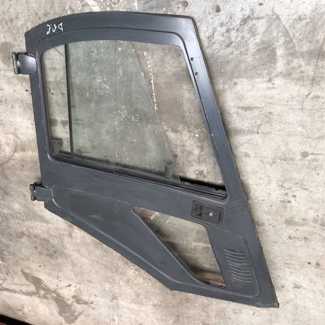 Right Door for Linde 394 - Дверь и запчасти для Погрузочно-разгрузочной техники: фото 2 Right Door for Linde 394 - Дверь и запчасти для Погрузочно-разгрузочной техники: фото 2