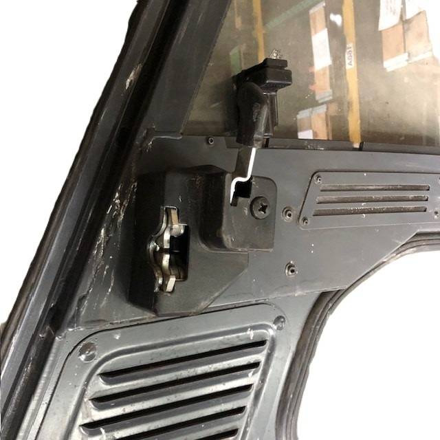 Right door for Linde 387 /388 series - Дверь и запчасти для Погрузочно-разгрузочной техники: фото 4 Right door for Linde 387 /388 series - Дверь и запчасти для Погрузочно-разгрузочной техники: фото 4