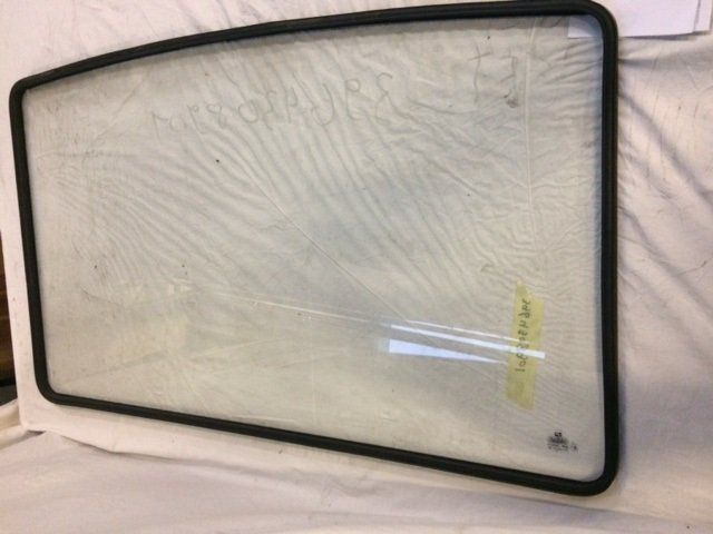 Roof window for Linde - Стекло и запчасти для Погрузочно-разгрузочной техники: фото 1 Roof window for Linde - Стекло и запчасти для Погрузочно-разгрузочной техники: фото 1
