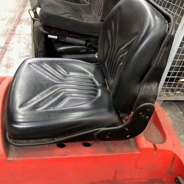 Seat for Linde P60, Series 126 - Сиденье для Погрузочно-разгрузочной техники: фото 3 Seat for Linde P60, Series 126 - Сиденье для Погрузочно-разгрузочной техники: фото 3