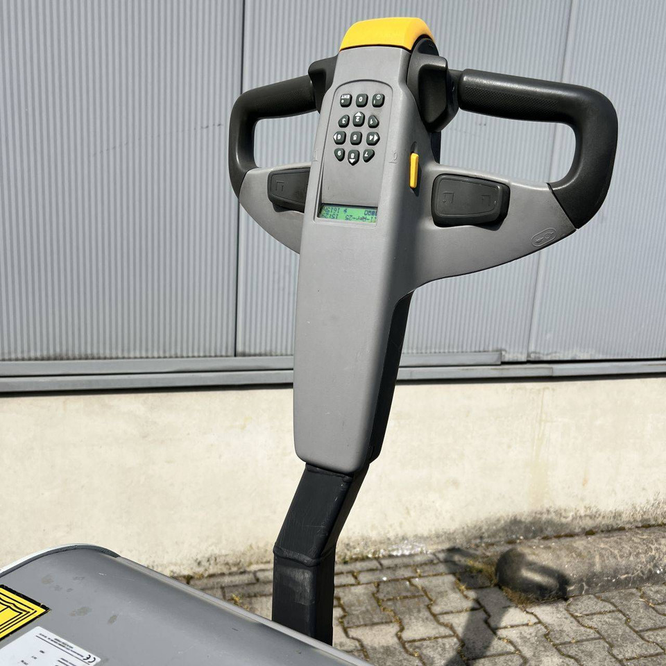 Unicarriers PLL180 - Тележка: фото 4 Unicarriers PLL180 - Тележка: фото 4