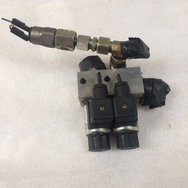 Valve Block for jungheinrich EJE C20 - Гидравлический клапан для Погрузочно-разгрузочной техники: фото 1 Valve Block for jungheinrich EJE C20 - Гидравлический клапан для Погрузочно-разгрузочной техники: фото 1