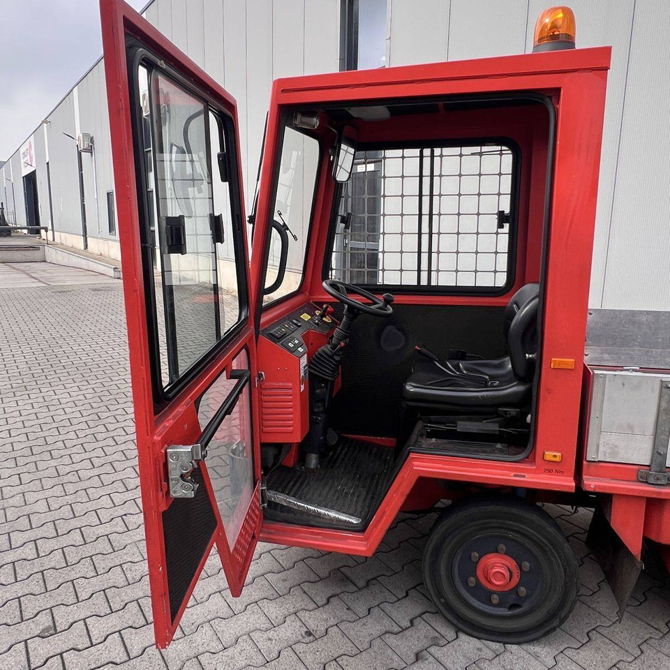 Volk EFW2 - Терминальный тягач: фото 3 Volk EFW2 - Терминальный тягач: фото 3