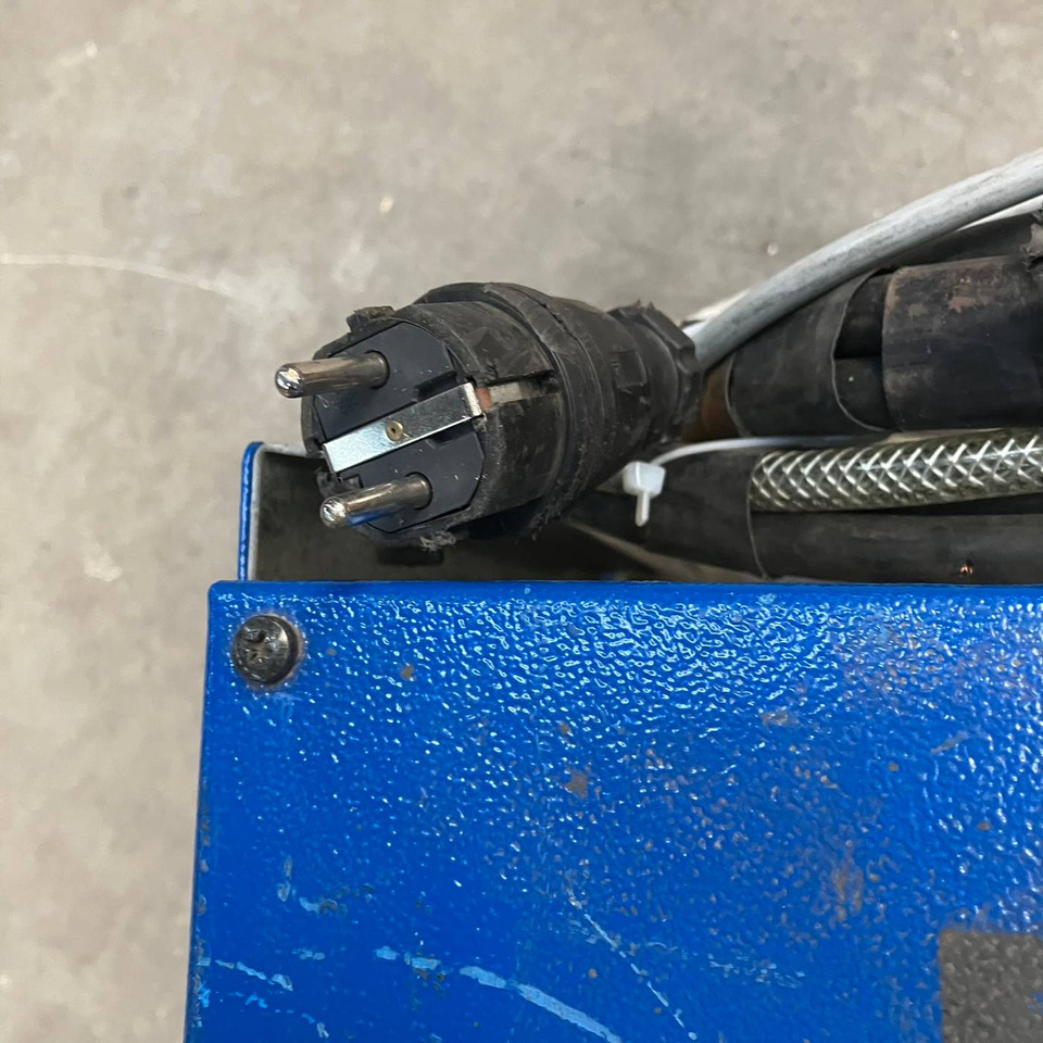 Hawker 24V/70A - Запчасти для Погрузочно-разгрузочной техники: фото 2 Hawker 24V/70A - Запчасти для Погрузочно-разгрузочной техники: фото 2