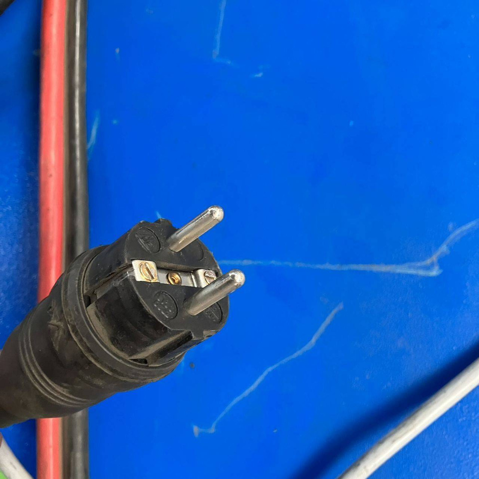 Hawker 24V/70A - Запчасти для Погрузочно-разгрузочной техники: фото 4 Hawker 24V/70A - Запчасти для Погрузочно-разгрузочной техники: фото 4