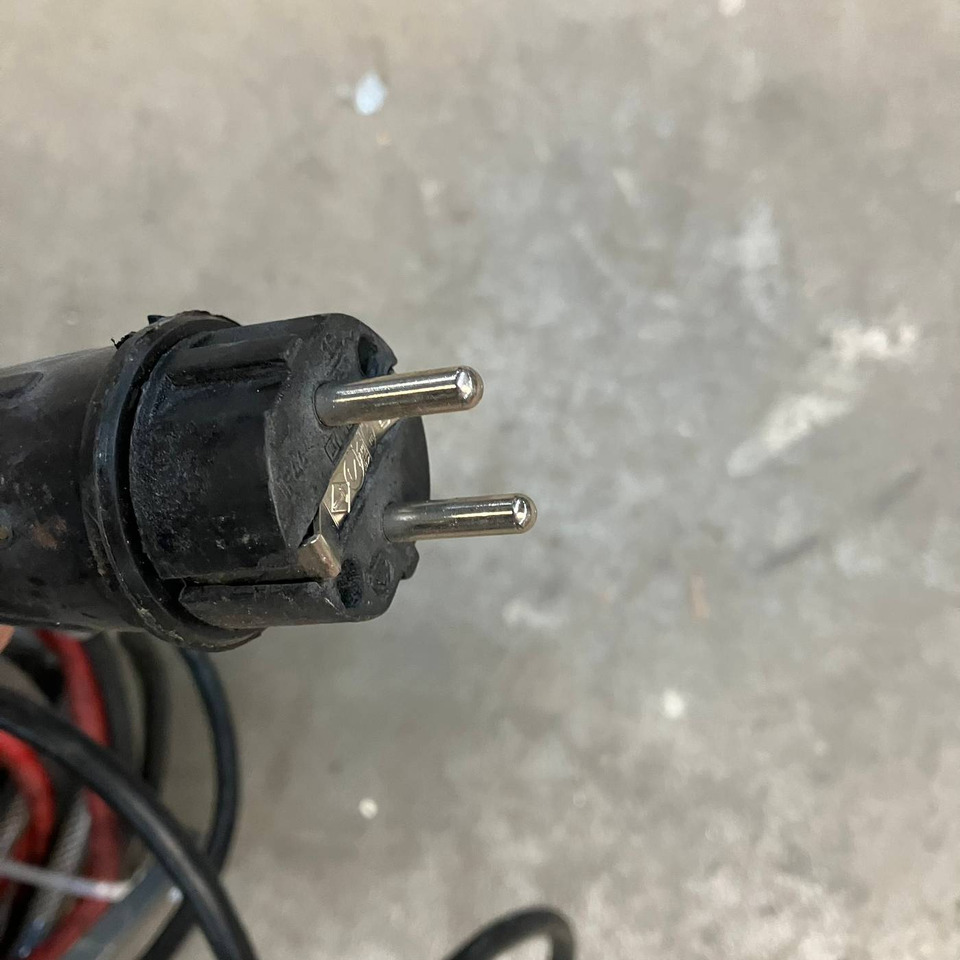 Hawker 24V/72A Lifetech TC1LT - Запчасти для Погрузочно-разгрузочной техники: фото 2 Hawker 24V/72A Lifetech TC1LT - Запчасти для Погрузочно-разгрузочной техники: фото 2