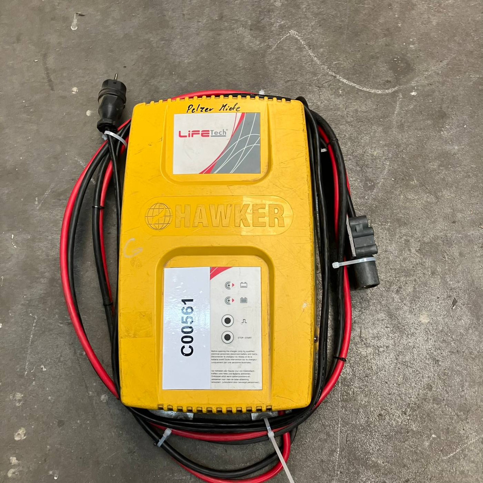 Hawker 24V/80A - Запчасти для Погрузочно-разгрузочной техники: фото 1 Hawker 24V/80A - Запчасти для Погрузочно-разгрузочной техники: фото 1