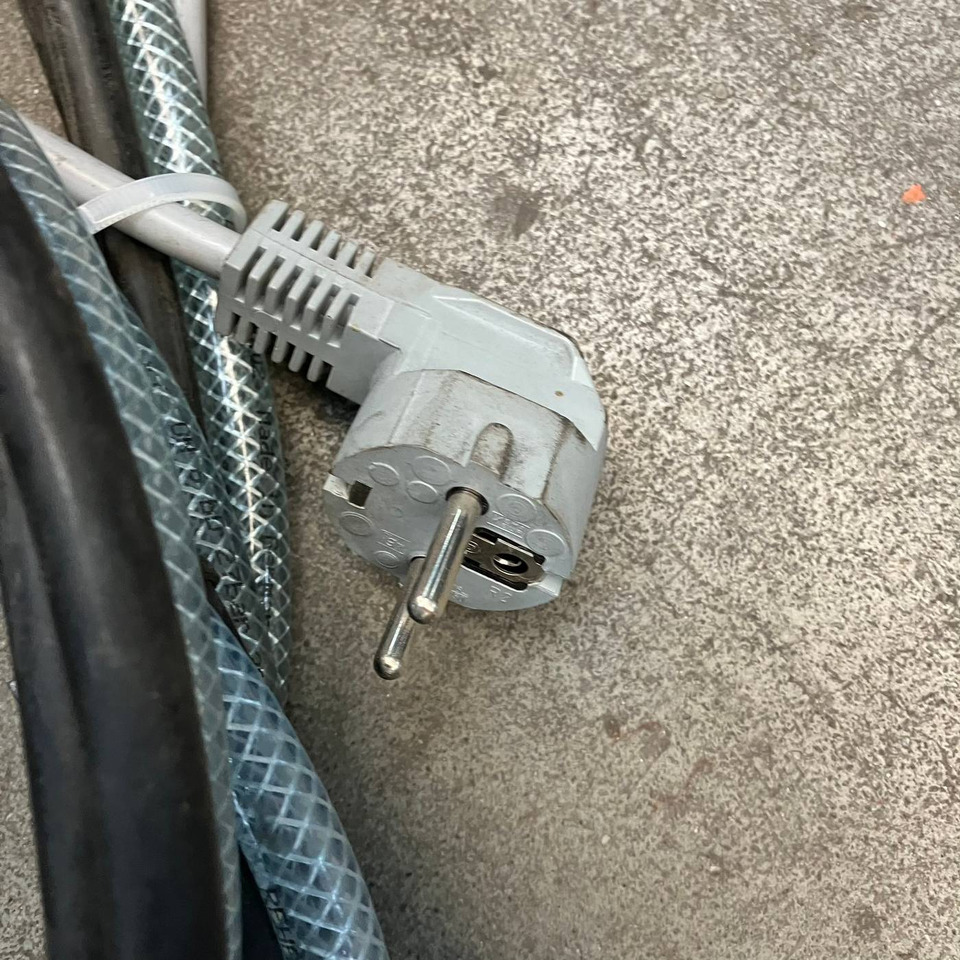 Hawker 24V/80A - Запчасти для Погрузочно-разгрузочной техники: фото 3 Hawker 24V/80A - Запчасти для Погрузочно-разгрузочной техники: фото 3