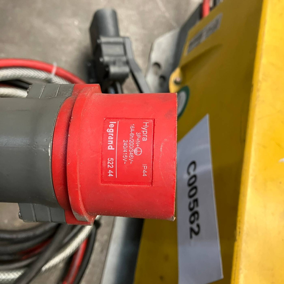 Hawker LT 48V/115A - Запчасти для Погрузочно-разгрузочной техники: фото 5 Hawker LT 48V/115A - Запчасти для Погрузочно-разгрузочной техники: фото 5