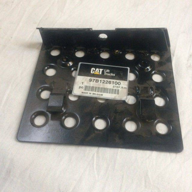 Step R.H. for Mitsubishi - Запчасти для Погрузочно-разгрузочной техники: фото 2 Step R.H. for Mitsubishi - Запчасти для Погрузочно-разгрузочной техники: фото 2