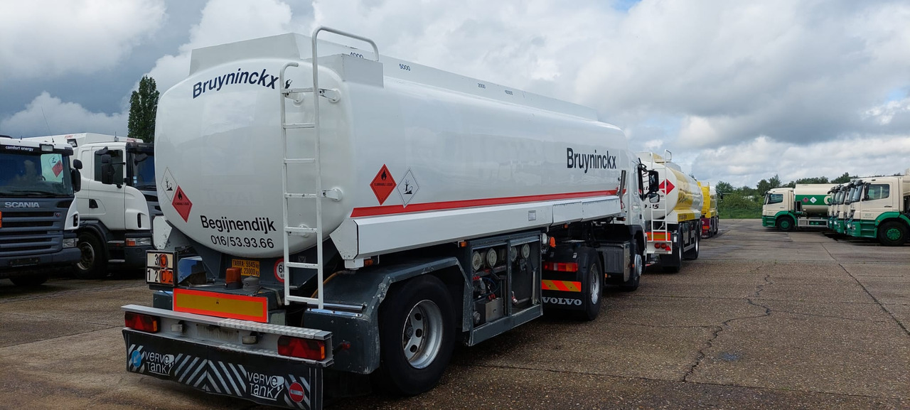 EKW - Полуприцеп-цистерна: фото 1 EKW - Полуприцеп-цистерна: фото 1