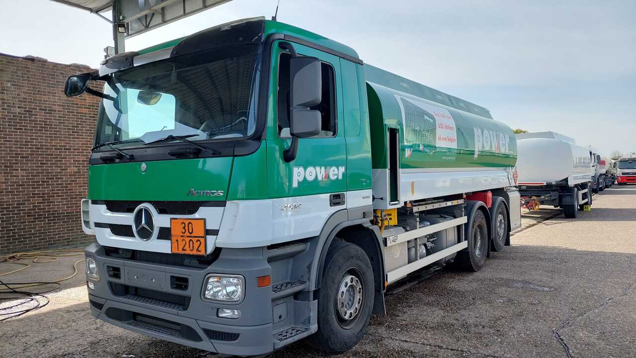 MERCEDES ACTROS - Грузовик-цистерна: фото 1 MERCEDES ACTROS - Грузовик-цистерна: фото 1
