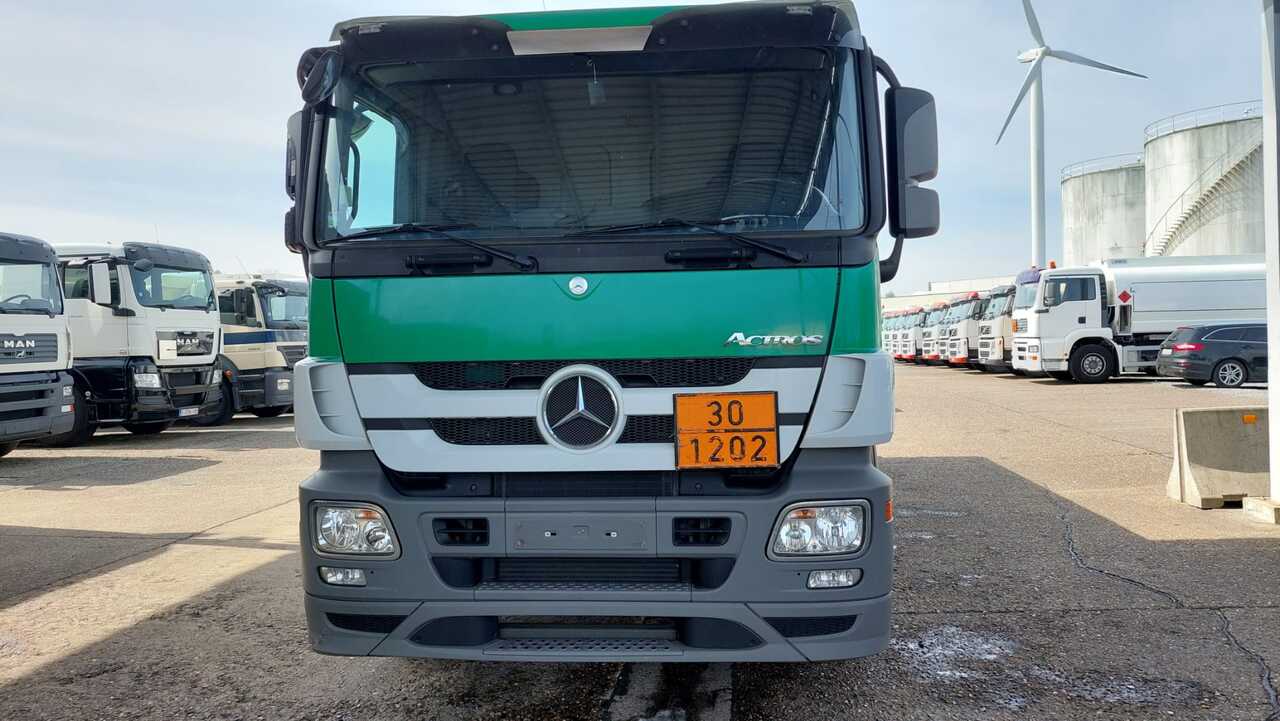 Грузовик-цистерна MERCEDES ACTROS: фото 7