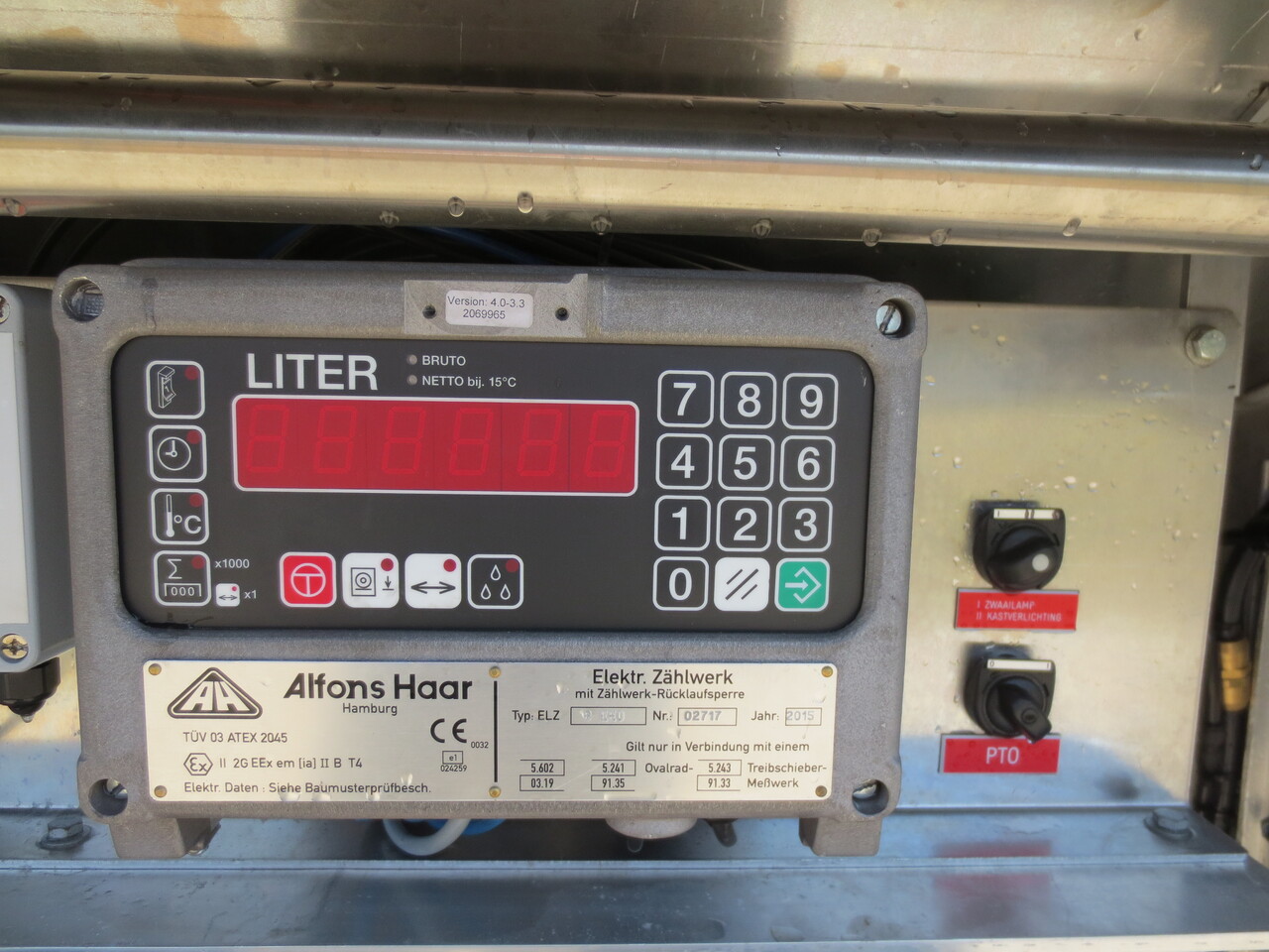 SCANIA G370 - Грузовик-цистерна: фото 3 SCANIA G370 - Грузовик-цистерна: фото 3