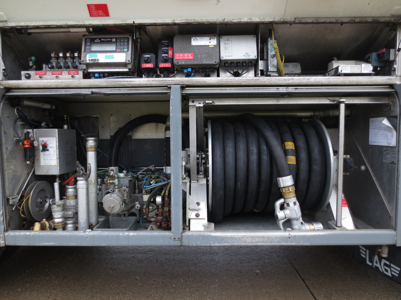 Грузовик-цистерна Volvo FMFH: фото 20