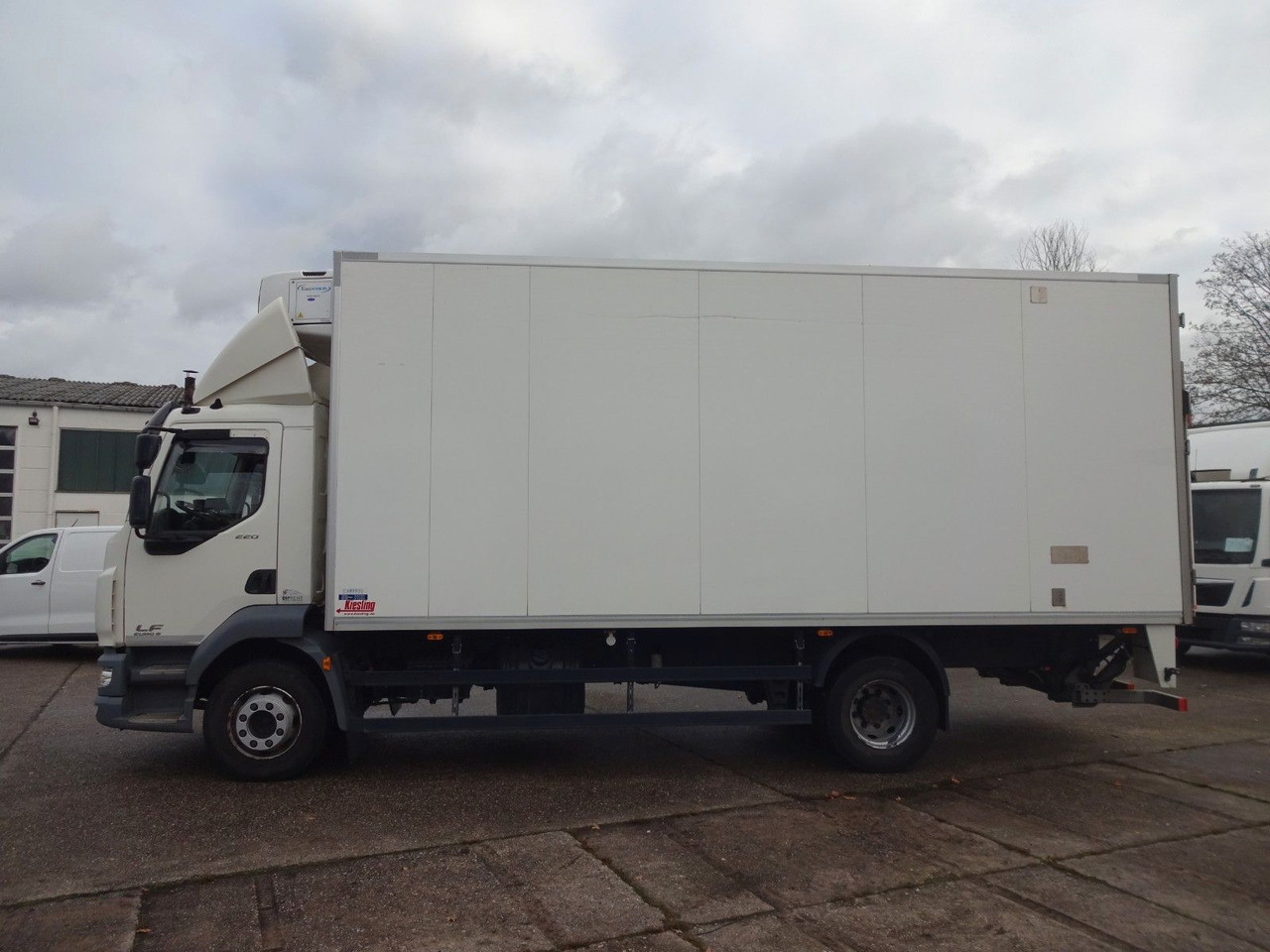 DAF LF 220, 16 T, LBW, Türen, Klima, Automat, Kamera - Рефрижератор: фото 4 DAF LF 220, 16 T, LBW, Türen, Klima, Automat, Kamera - Рефрижератор: фото 4