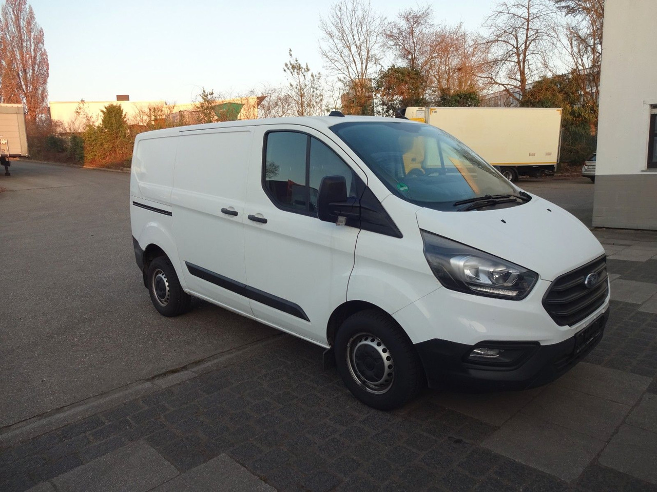 Ford Transit Custom Kasten 280 L1H1, PDC - Цельнометаллический фургон: фото 3 Ford Transit Custom Kasten 280 L1H1, PDC - Цельнометаллический фургон: фото 3