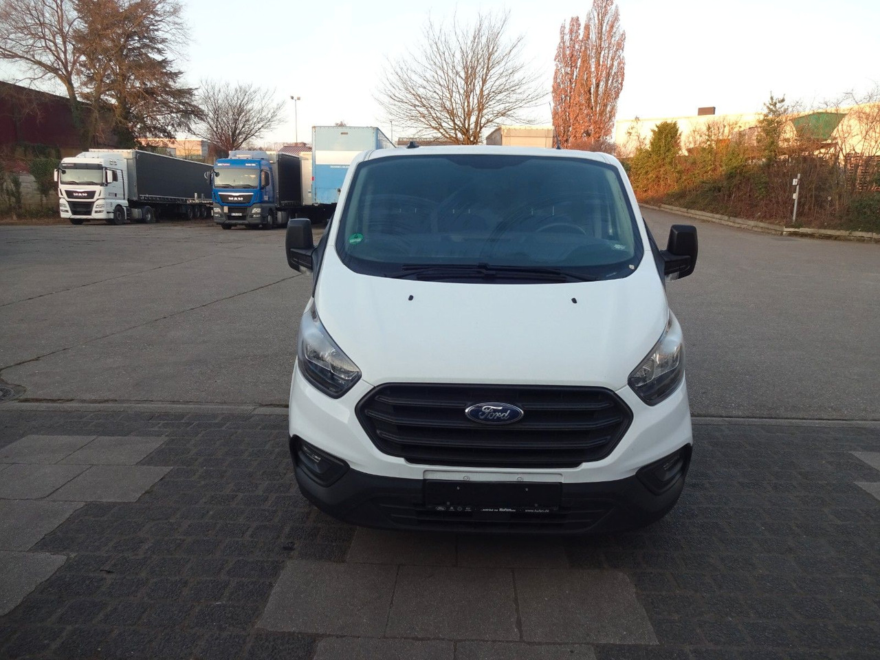 Ford Transit Custom Kasten 280 L1H1, PDC - Цельнометаллический фургон: фото 2 Ford Transit Custom Kasten 280 L1H1, PDC - Цельнометаллический фургон: фото 2