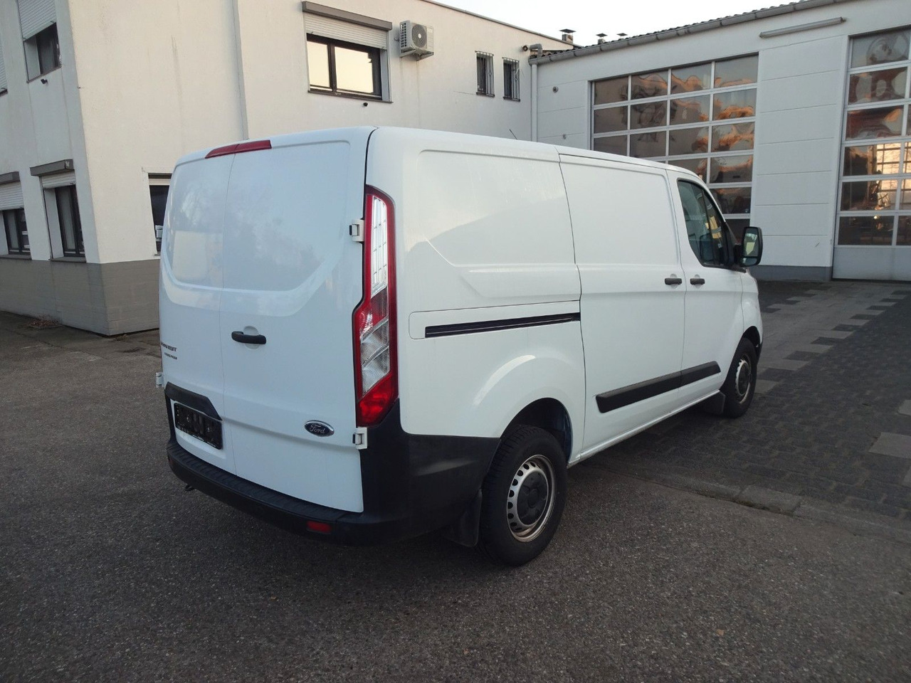 Ford Transit Custom Kasten 280 L1H1, PDC - Цельнометаллический фургон: фото 5 Ford Transit Custom Kasten 280 L1H1, PDC - Цельнометаллический фургон: фото 5