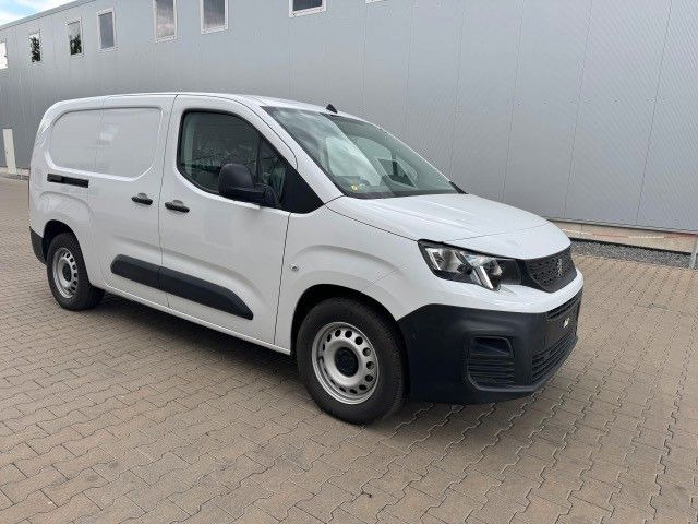 Peugeot Partner Premium Elektro L2H1, 100 kW - Пассажирский фургон, Электрический фургон: фото 1 Peugeot Partner Premium Elektro L2H1, 100 kW - Пассажирский фургон, Электрический фургон: фото 1