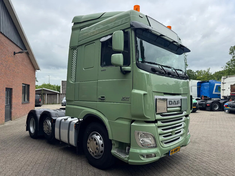 DAF XF 440 6X2 FTG Space Cab Standairco NL truck - Тягач: фото 2 DAF XF 440 6X2 FTG Space Cab Standairco NL truck - Тягач: фото 2