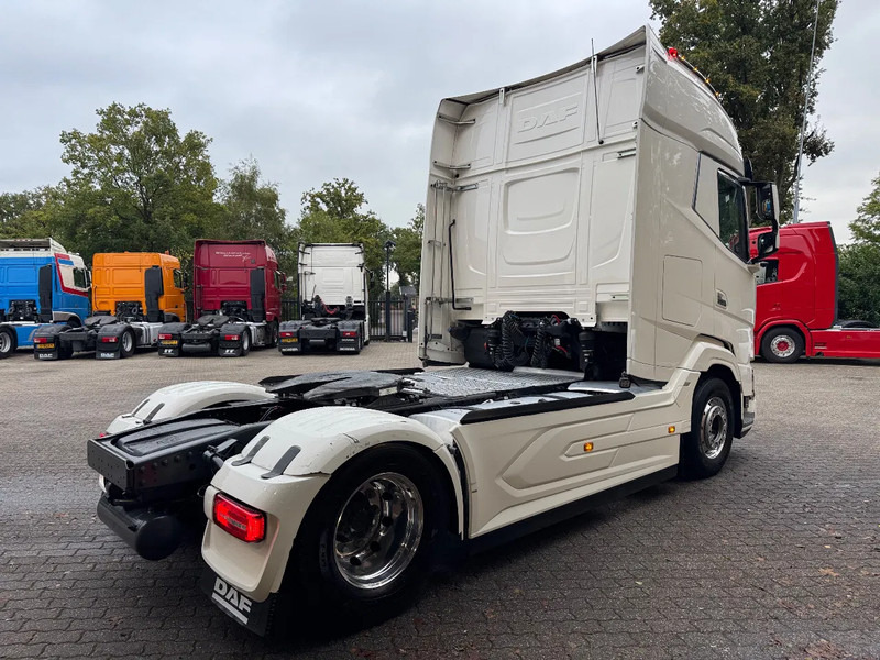 DAF XG+ 480 Standairco 2X tank Alcoa Leder, Full - Top condition 276.240KM - Тягач: фото 4 DAF XG+ 480 Standairco 2X tank Alcoa Leder, Full - Top condition 276.240KM - Тягач: фото 4