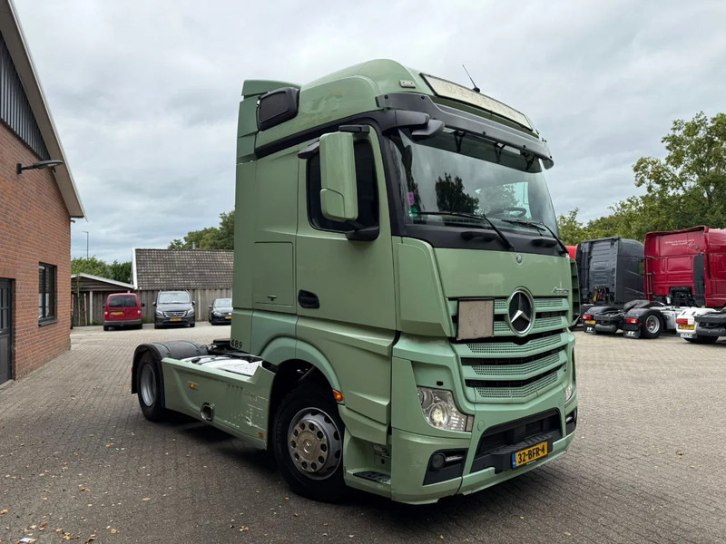 Mercedes-Benz Actros 1842 4X2 Streamspace Side skirts 2x tank NL Truck - Тягач: фото 2 Mercedes-Benz Actros 1842 4X2 Streamspace Side skirts 2x tank NL Truck - Тягач: фото 2