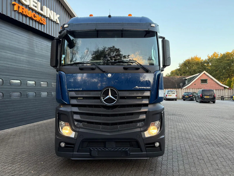 Mercedes-Benz Actros 1940 4x2 Streamspace Spoilers 722.835KM - Тягач: фото 4 Mercedes-Benz Actros 1940 4x2 Streamspace Spoilers 722.835KM - Тягач: фото 4