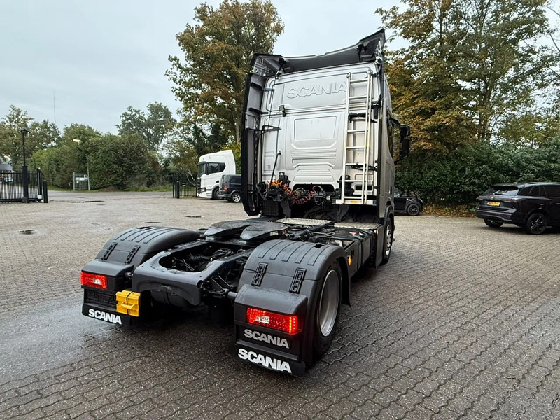 Scania R450 NGS 4X2EB Lowliner Retarder Standairco Smarttacho 2 German truck - Тягач: фото 3 Scania R450 NGS 4X2EB Lowliner Retarder Standairco Smarttacho 2 German truck - Тягач: фото 3