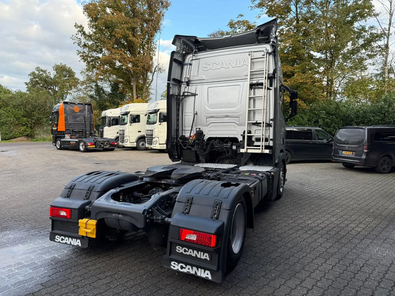 Scania R450 NGS 4X2EB Lowliner Retarder Standairco Smarttacho 2 German truck - Тягач: фото 4 Scania R450 NGS 4X2EB Lowliner Retarder Standairco Smarttacho 2 German truck - Тягач: фото 4