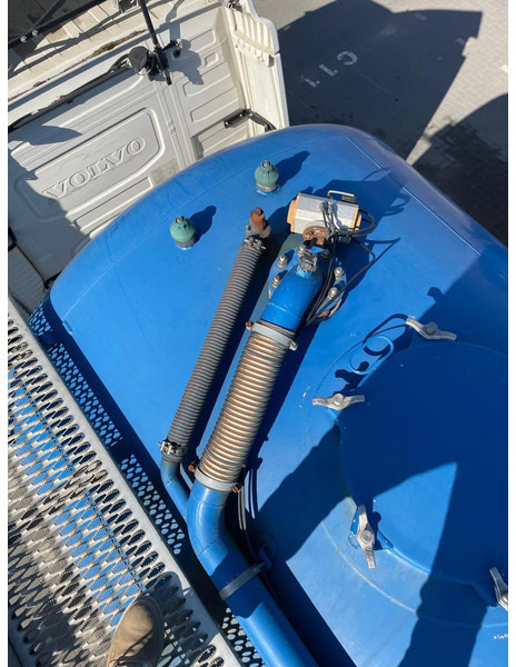 Vocol 36m3 RVS Mestoplegger Geijkte weging VMA Bemonstering 2X Stuuras - Полуприцеп-цистерна: фото 4 Vocol 36m3 RVS Mestoplegger Geijkte weging VMA Bemonstering 2X Stuuras - Полуприцеп-цистерна: фото 4