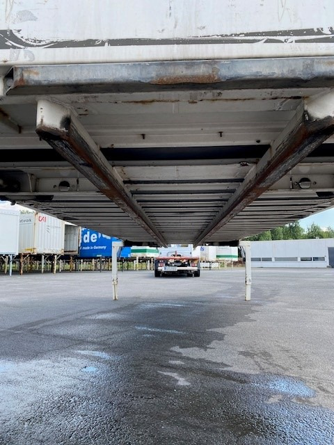 Krone BDF-System, 7.450 mm, Heck Rolltor - Сменный кузов - фургон: фото 4 Krone BDF-System, 7.450 mm, Heck Rolltor - Сменный кузов - фургон: фото 4