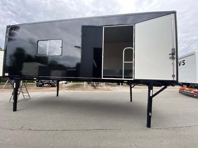 Spier BDF-System 7.450 mm lang, LACK NEU schwarz - Сменный кузов - фургон: фото 3 Spier BDF-System 7.450 mm lang, LACK NEU schwarz - Сменный кузов - фургон: фото 3