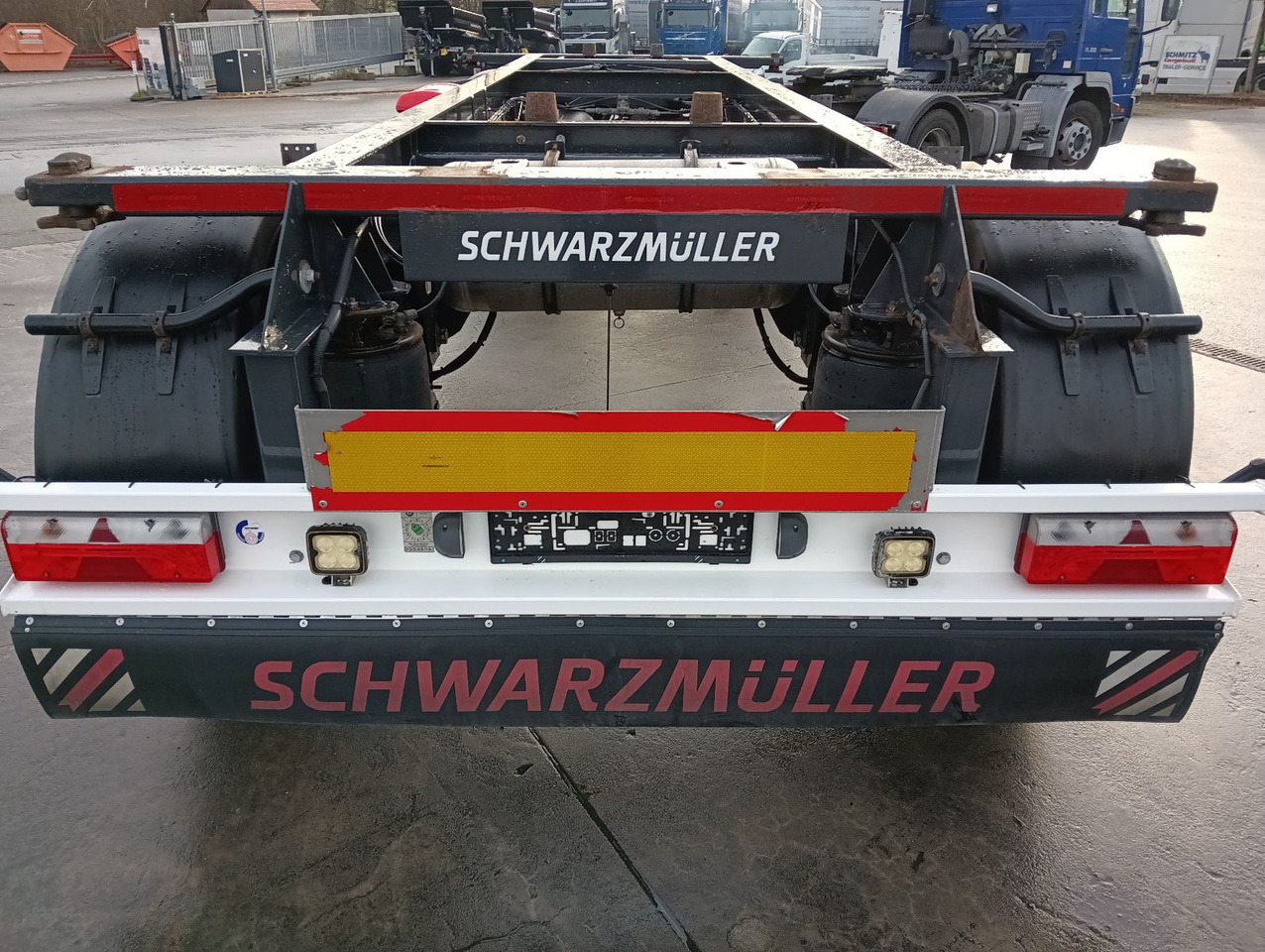 Schwarzmüller 2-A BDF 1,22/1,32 ALCOA Alufelgen ADR 120tkm TÜV Schwarzmüller 2-A BDF 1,22/1,32 ALCOA Alufelgen ADR 120tkm TÜV - Прицеп-контейнеровоз/ Сменный кузов: фото 2 Schwarzmüller 2-A BDF 1,22/1,32 ALCOA Alufelgen ADR 120tkm TÜV Schwarzmüller 2-A BDF 1,22/1,32 ALCOA Alufelgen ADR 120tkm TÜV - Прицеп-контейнеровоз/ Сменный кузов: фото 2
