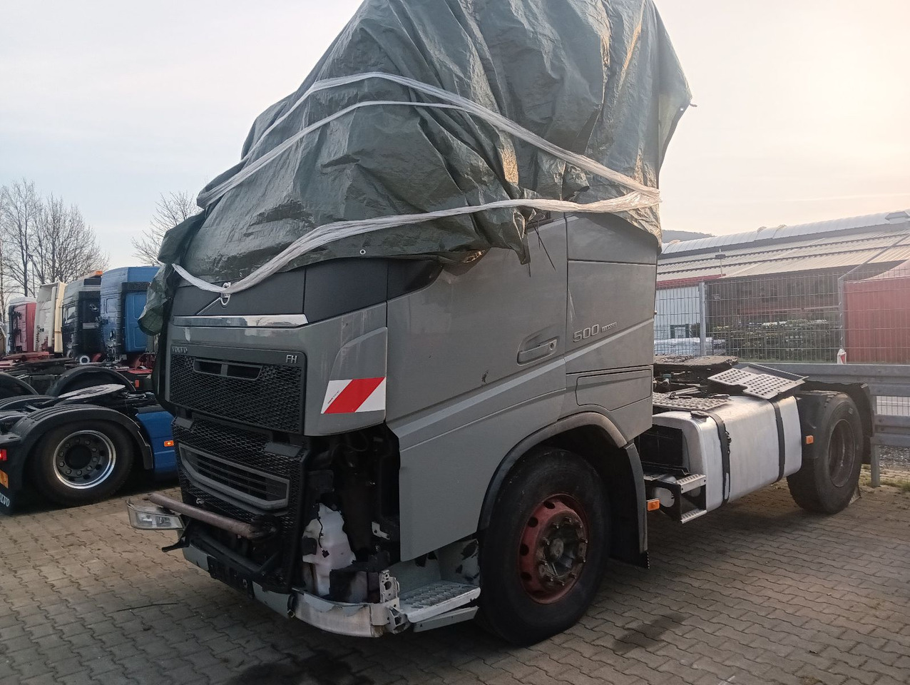 Volvo FH 500 Globe CRAWLER Hydr.,Luft/Luft Motor läuft - Тягач: фото 5 Volvo FH 500 Globe CRAWLER Hydr.,Luft/Luft Motor läuft - Тягач: фото 5