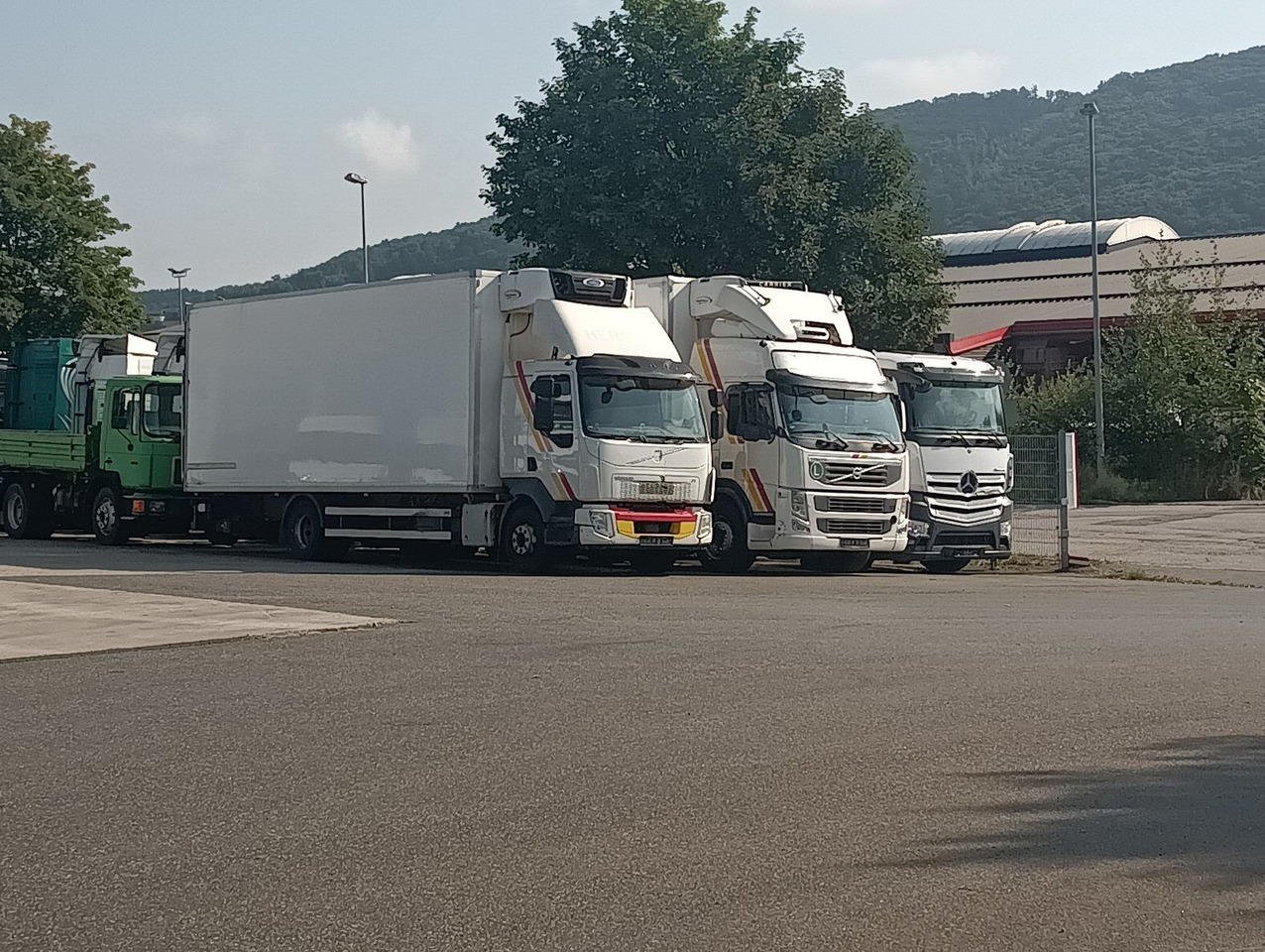 Volvo FM13-460 EEV  6x2R CarrierSupra550 7,3m LBW1.5t - Рефрижератор: фото 4 Volvo FM13-460 EEV  6x2R CarrierSupra550 7,3m LBW1.5t - Рефрижератор: фото 4