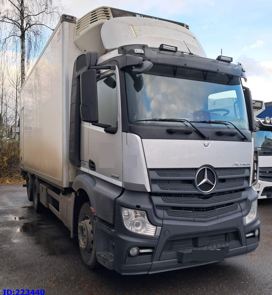MERCEDES-BENZ Actros 2551 6x2 Euro6 - Рефрижератор: фото 2 MERCEDES-BENZ Actros 2551 6x2 Euro6 - Рефрижератор: фото 2
