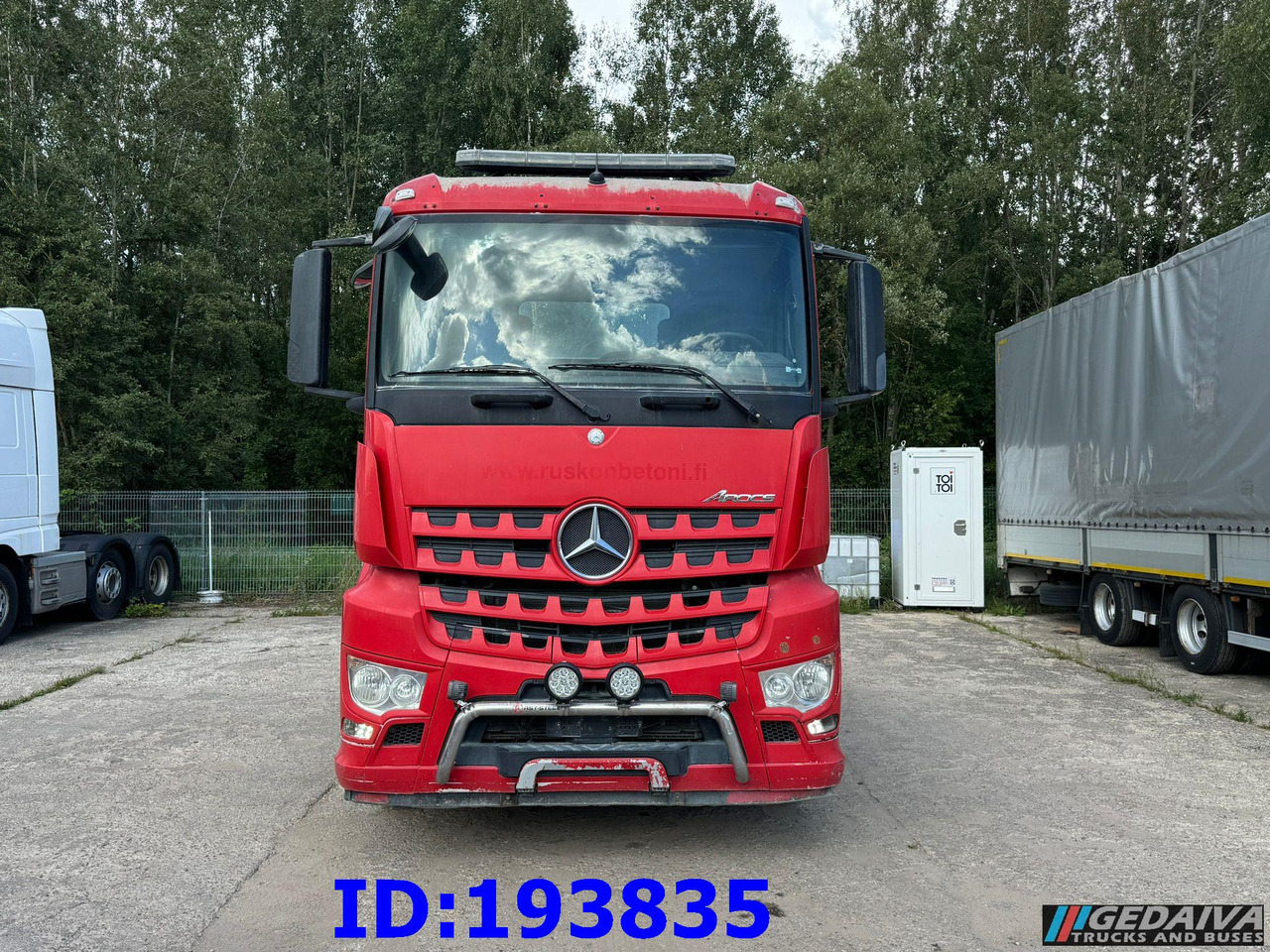 MERCEDES-BENZ Arocs 2840 6x4 Manual Euro6 - Грузовик-шасси: фото 2 MERCEDES-BENZ Arocs 2840 6x4 Manual Euro6 - Грузовик-шасси: фото 2